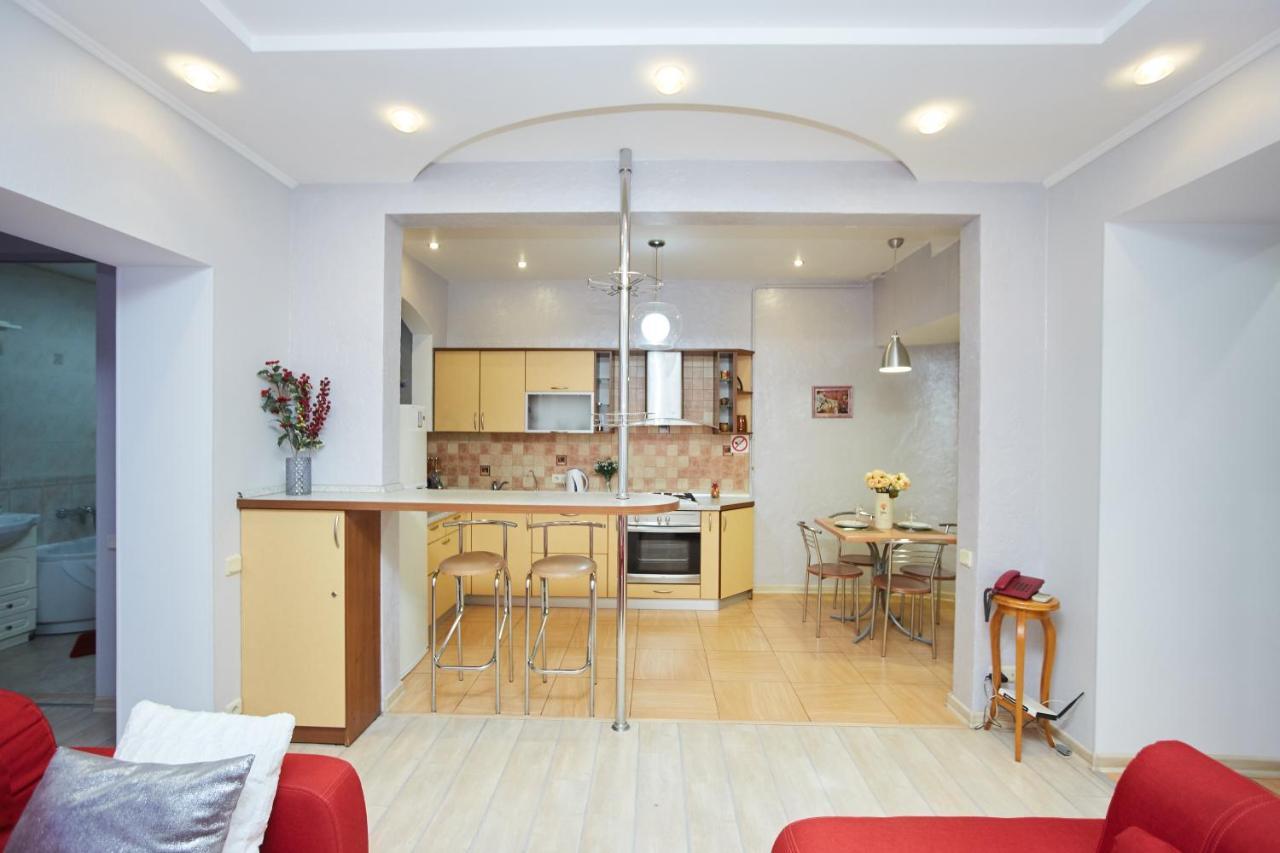 Langery Residence Central Apartments 敖德萨 外观 照片