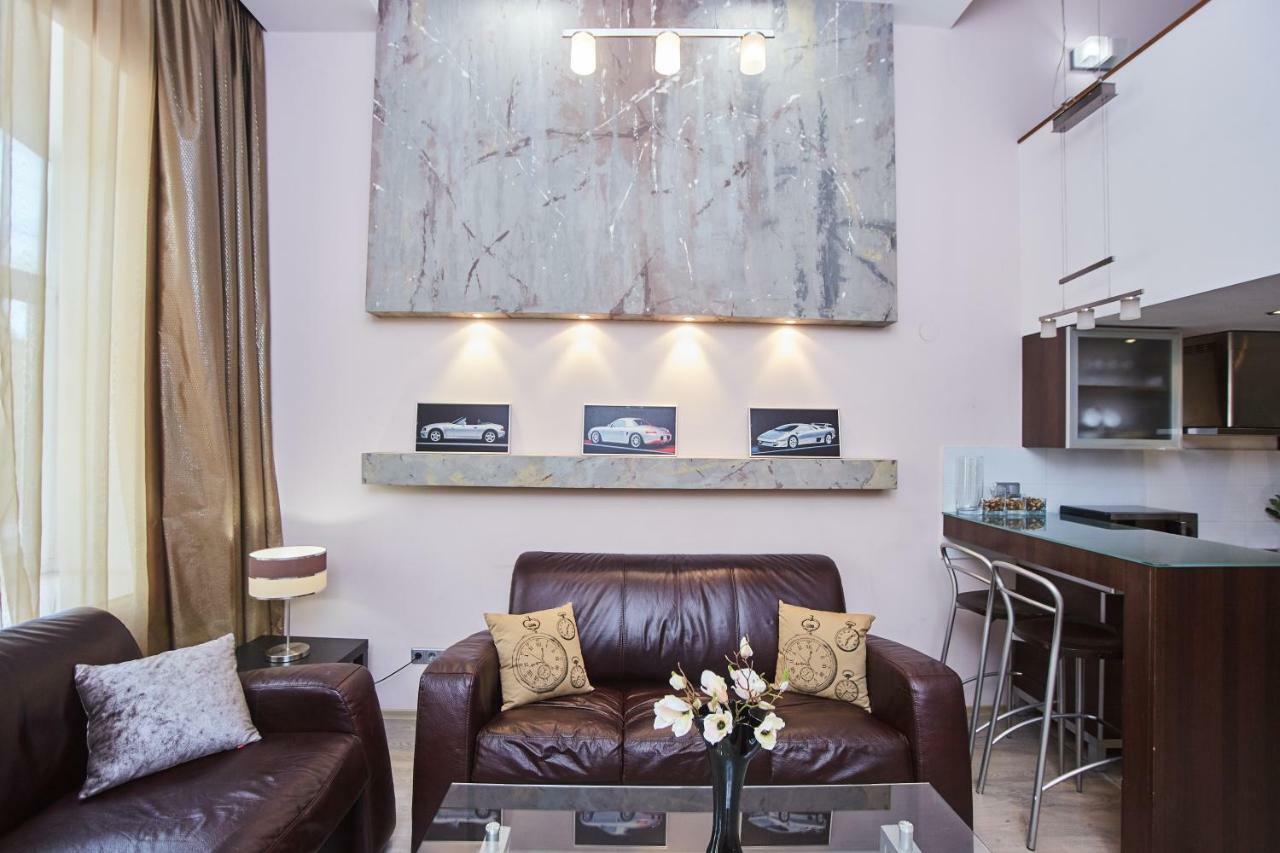 Langery Residence Central Apartments 敖德萨 外观 照片