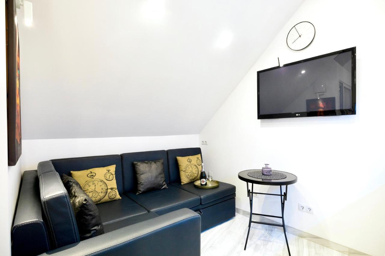 Langery Residence Central Apartments 敖德萨 外观 照片